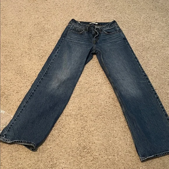 Levi's Premium Dark Denim Jeans - Picture 4 of 7